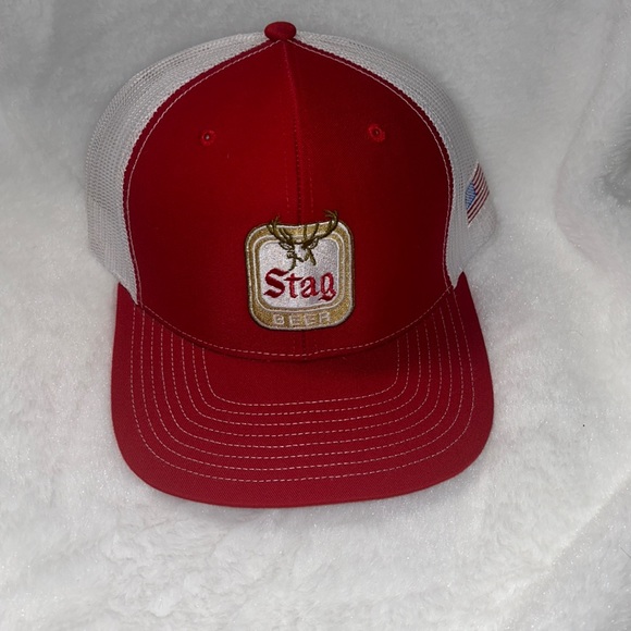 Snap back hat (stag beer) - Picture 1 of 2